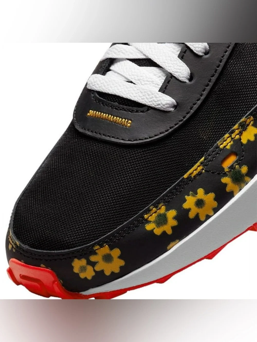 NWT- Nike Men’s Waffle One Sunflower Size 8.5
